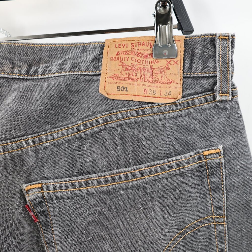 Vintage Levis 501 0155 Jeans mens 36x28.5 Button Fly Straight Made in USA gray - Picture 4 of 15